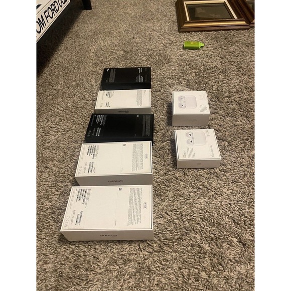 5 Iphone And 3 AirPod Boxxes (one i have not updated on the pictures yet) - Picture 5 of 6